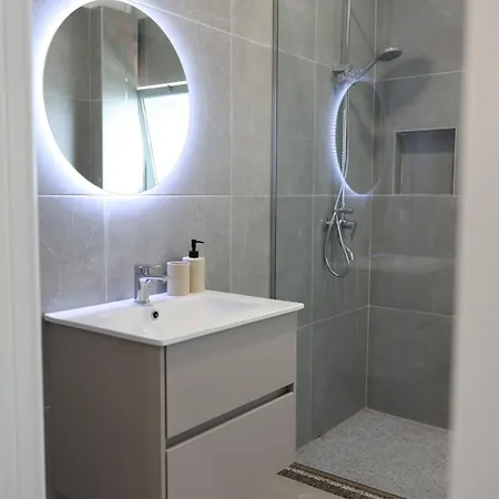 Apartment Palm Vista Retreat Durres